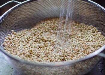 How to cook delicious buckwheat porridge in water